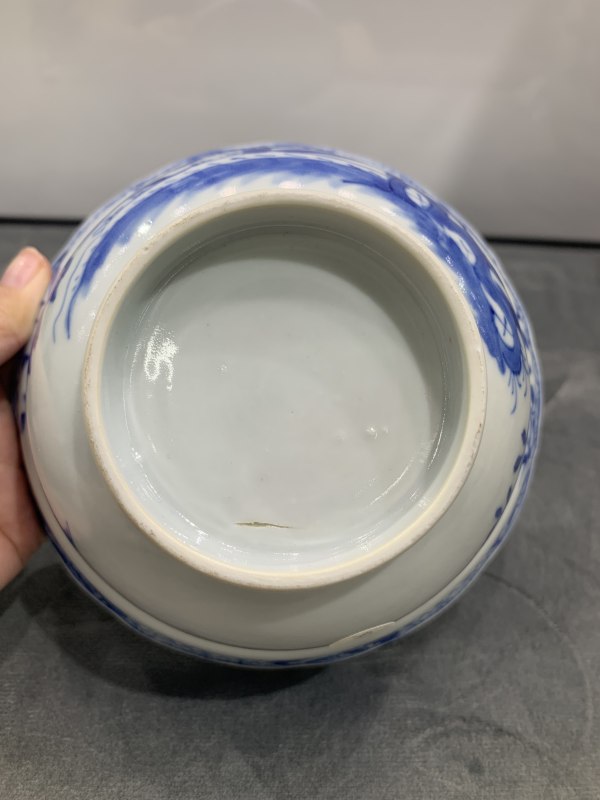清中期青花洞石牡丹花卉纹花口折腰盖碗 - 图8
