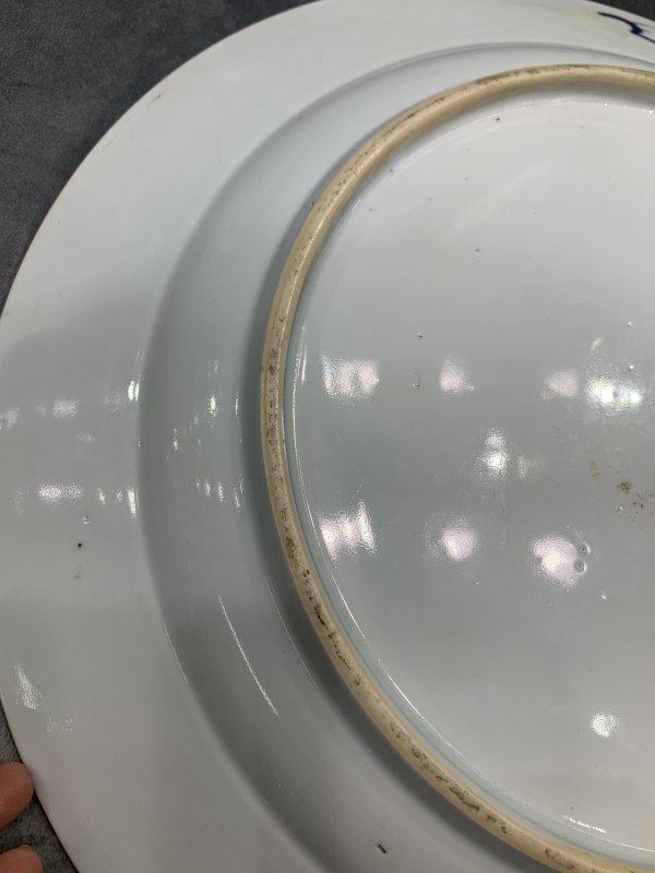 清雍正青花开光博古花卉纹折沿大盘 - 图7