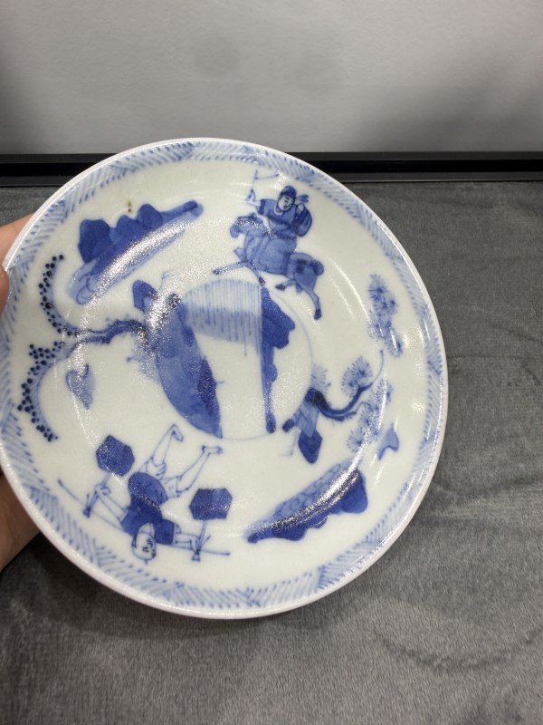清康熙青花货郎图杯碟一套 - 图3