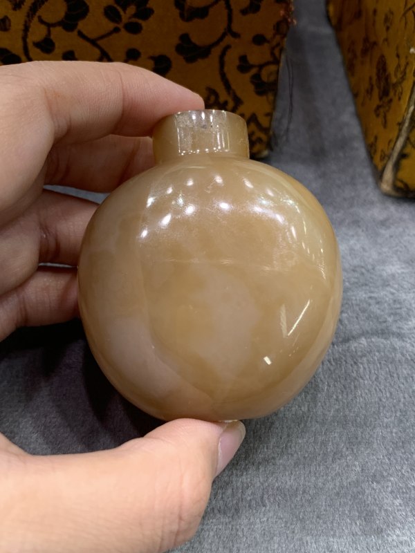 清玛瑙鼻烟壶 - 图4