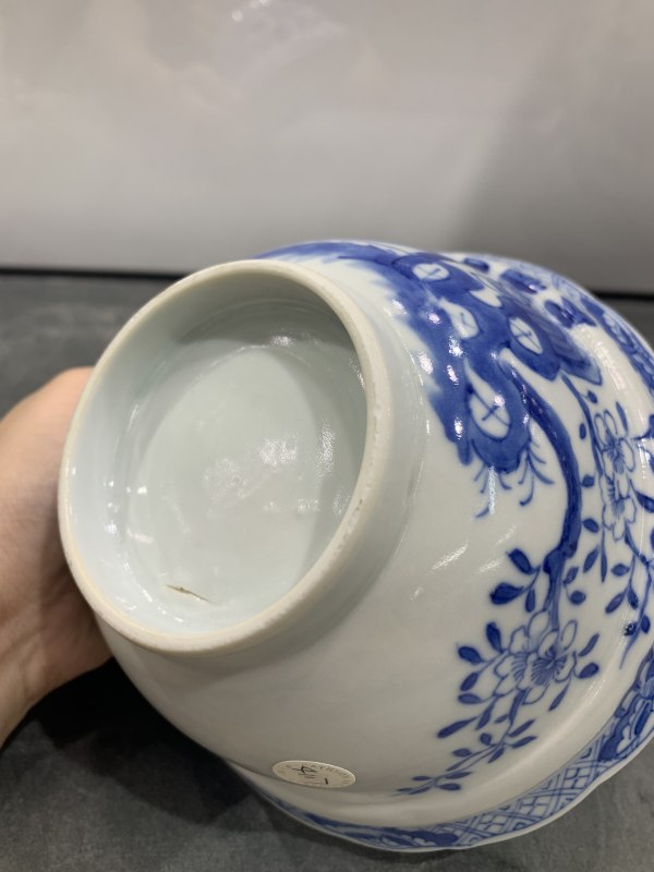 清中期青花洞石牡丹花卉纹花口折腰盖碗 - 图10