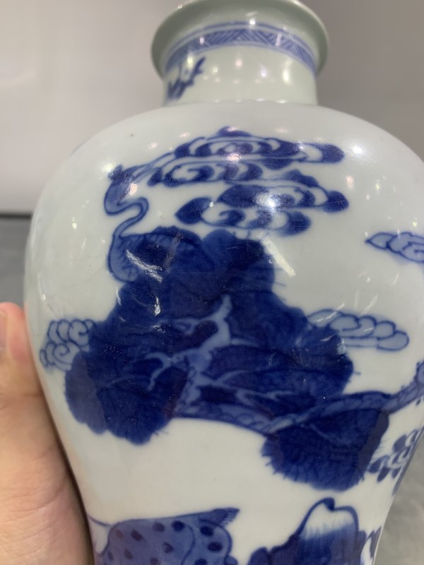 清康熙青花鹤鹿同春诗文梅瓶 - 图9