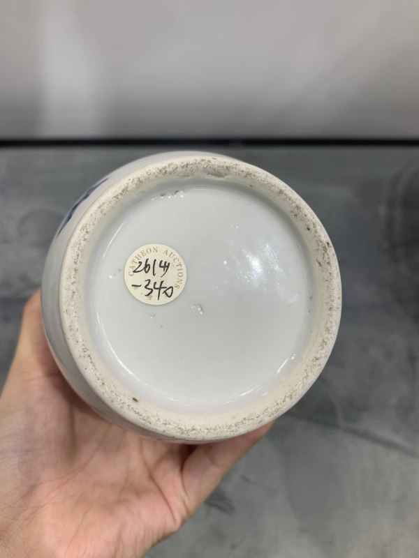 清晚期青花吕布戏貂蝉棒槌瓶 - 图8