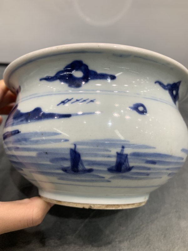 清乾隆青花山水楼阁纹琴炉 - 图4