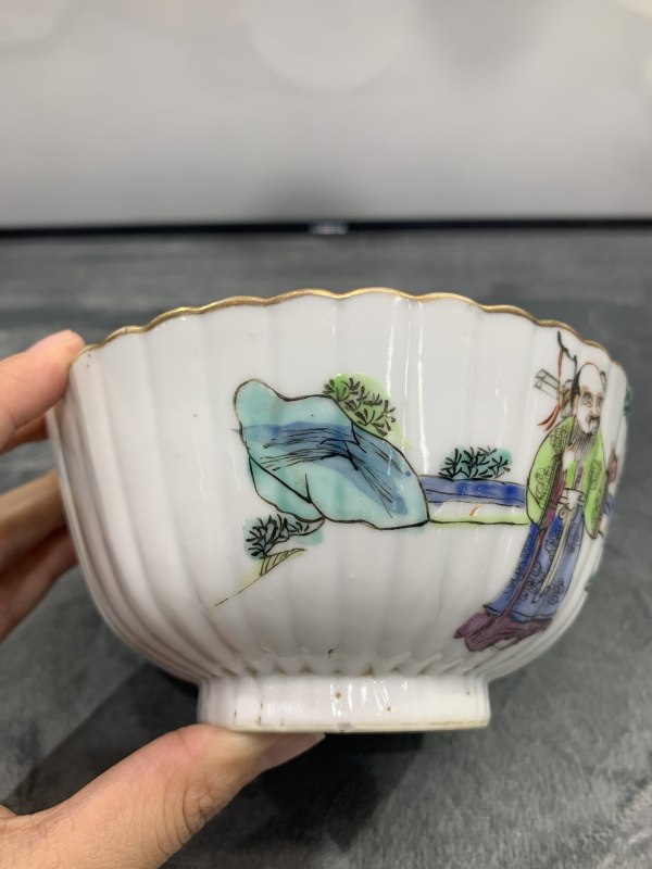 清同治粉彩福禄寿三星模印花口碗 - 图4