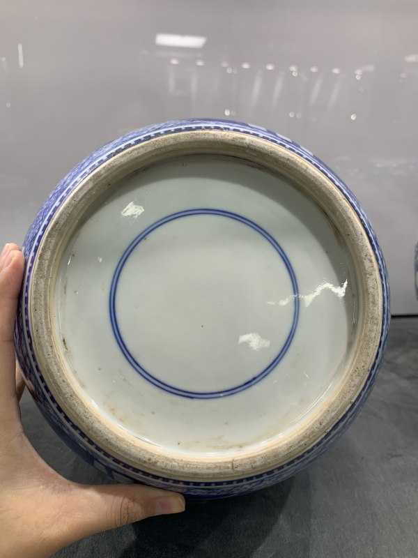 清康熙青花锦地开光天马献禄瑞兽纹罐 - 图8