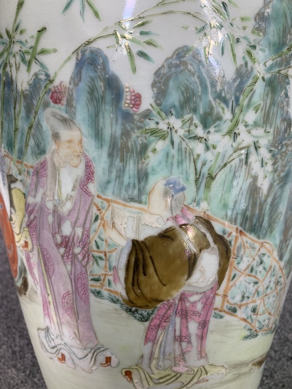 清乾隆粉彩内松石绿釉外竹林七贤人物故事纹观音瓶 - 图10