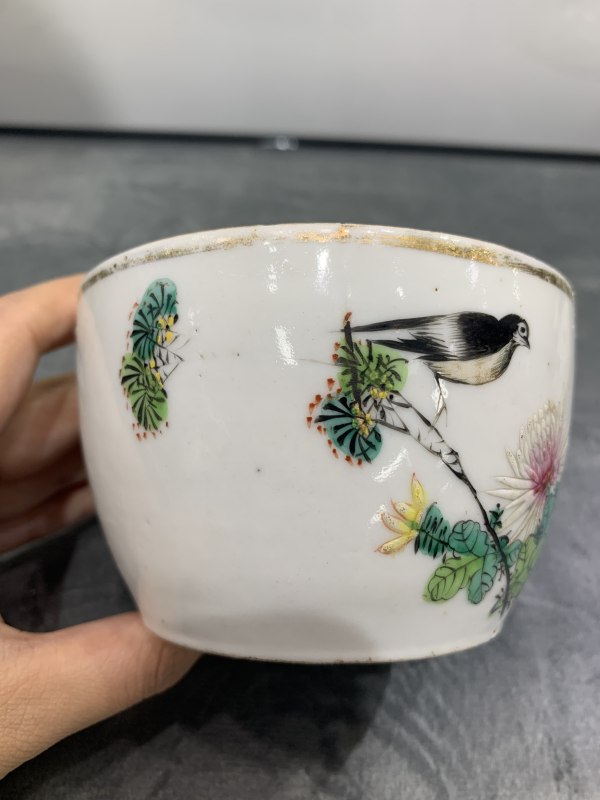 民国粉彩花鸟纹小盖缸 - 图6