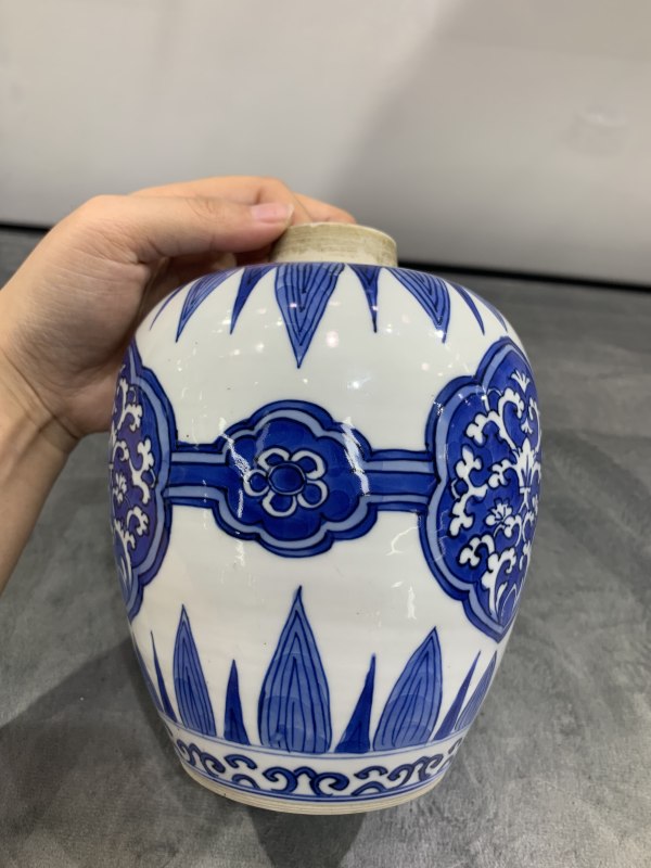 清康熙青花蕉叶如意纹莲子罐 - 图5