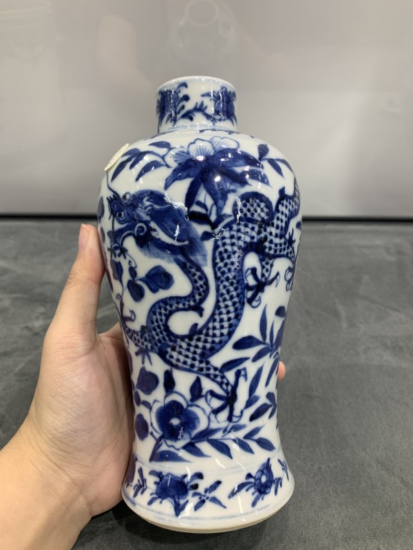 清晚期青花龙穿花狮钮盖瓶 - 图2