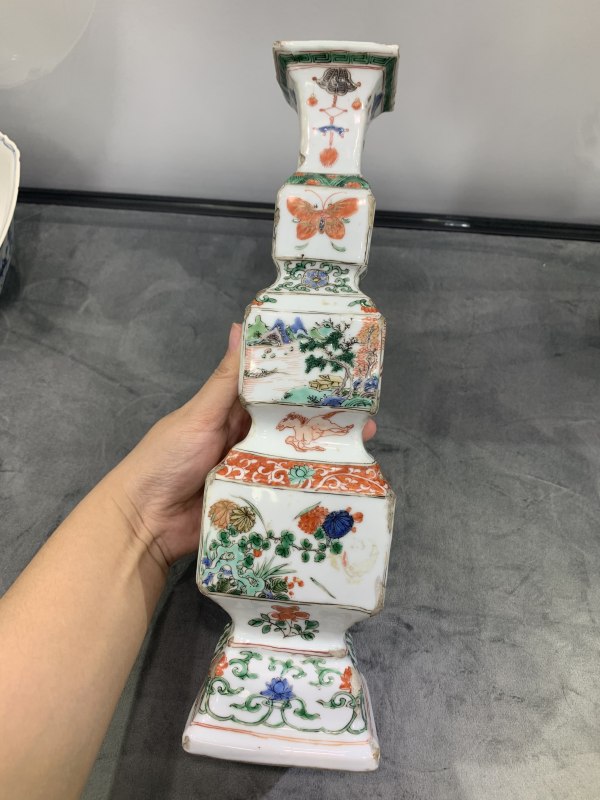 清康熙五彩山水人物天马瑞兽节节高升瓶 - 图4