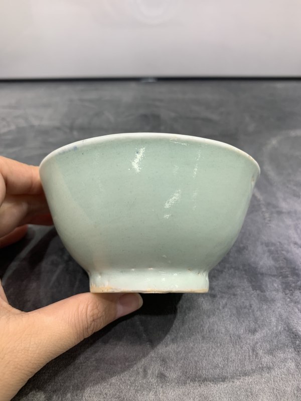 清雍正外粉青釉内青花太极八卦纹杯 - 图3