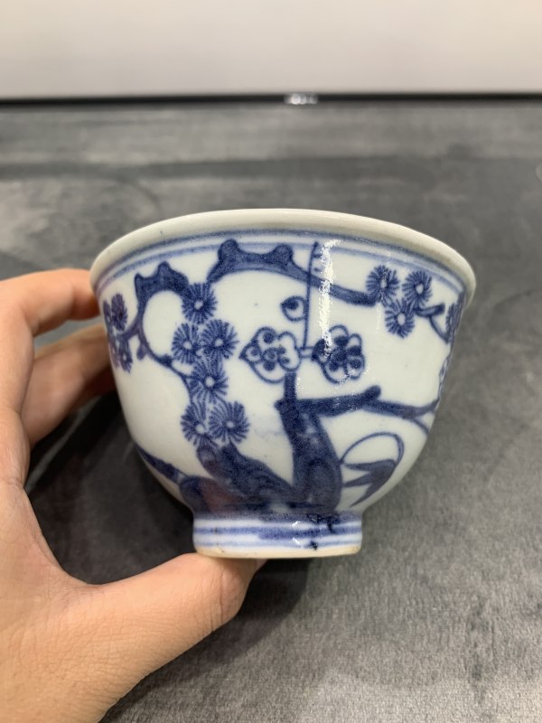 清乾隆青花岁寒三友纹杯 - 图2