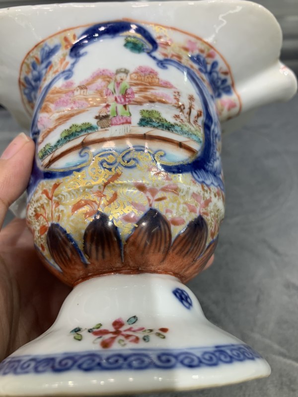 清乾隆广彩开光满大人人物故事图爵式奶壶 - 图12