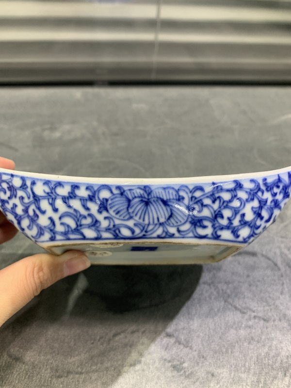 清中期青花缠枝莲寿字纹茶船 - 图6