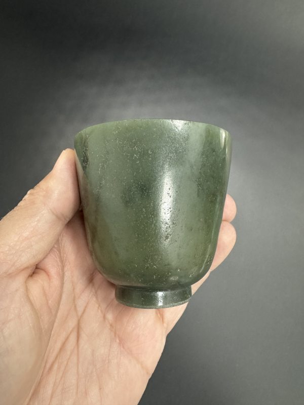 清乾隆 碧玉铃铛杯 - 图3