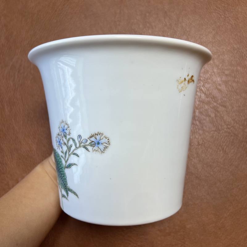 民国 “道光御制”款粉彩折枝花卉纹花盆一对 - 图5