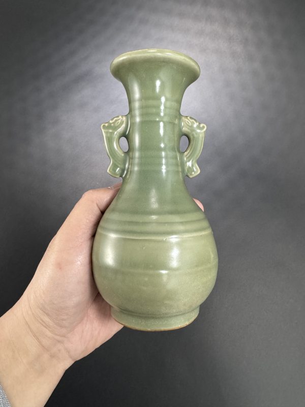 明 龙泉窑青釉双兽耳瓶共两件 - 图3