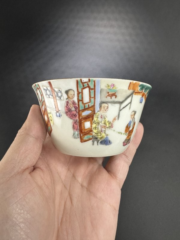 清道光 粉彩人物图杯 - 图6