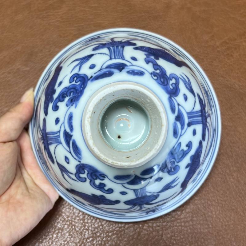 明嘉靖 青花鱼藻纹高足杯 - 图7