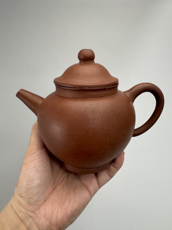 清 紫泥壶、竹香刻诗文锡制桃杯一组 - 图10