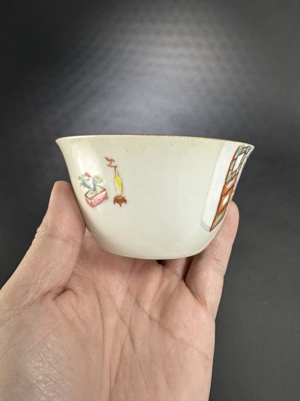 清道光 粉彩人物图杯 - 图8