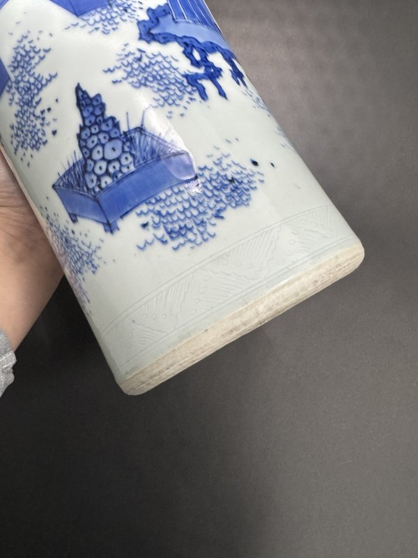 明崇祯 青花通景瓶花清供图筒瓶 - 图17