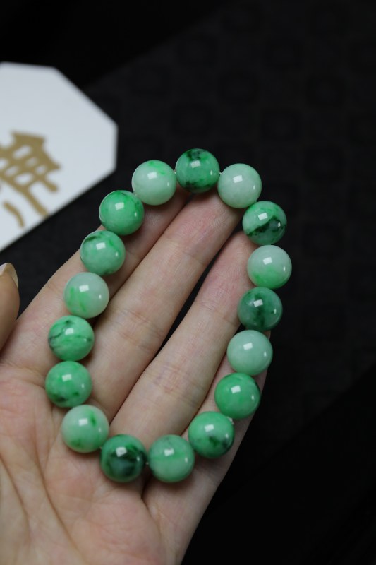 12mm天然翡翠手串 - 图2
