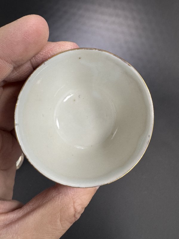 民国 紫地轧道花卉纹杯四只 - 图14