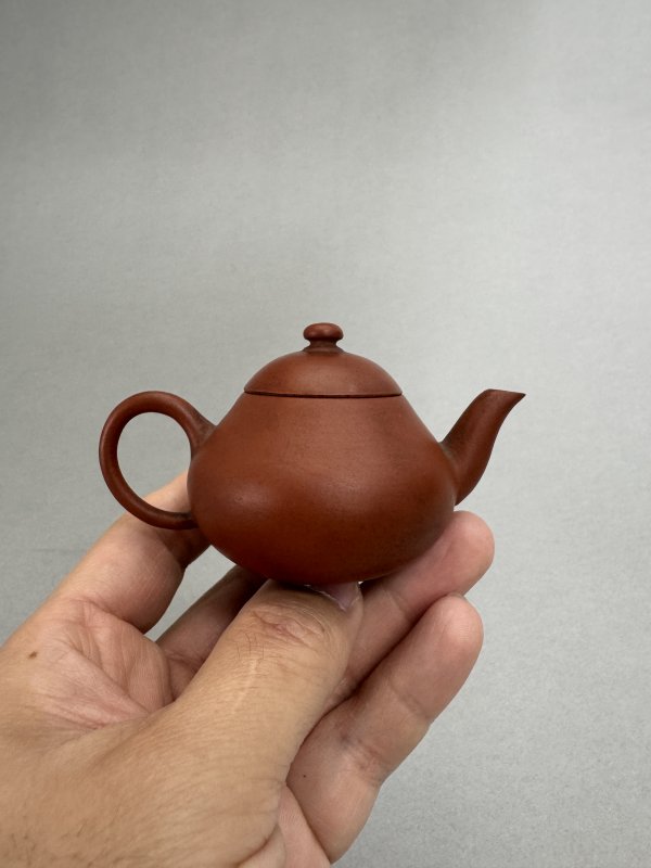 清 嘉庆年制款朱泥梨形汕头壶 - 图5