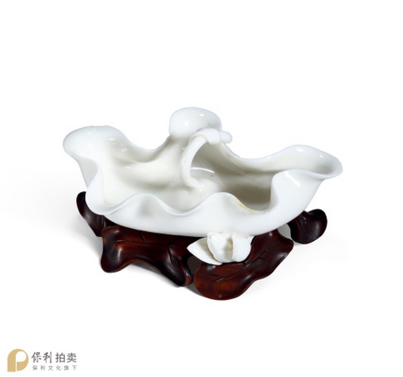 明末清初 德化窑荷叶式小水洗
