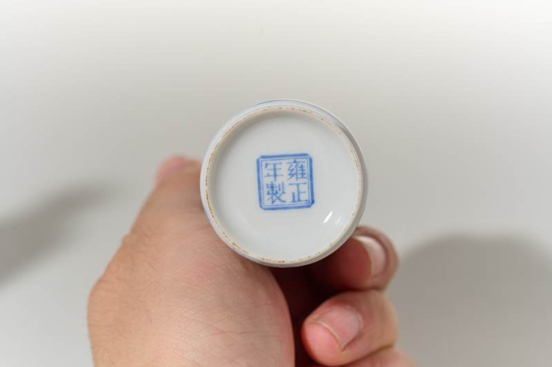 民国 蓝料彩山水诗文棒槌瓶（一对） - 图4