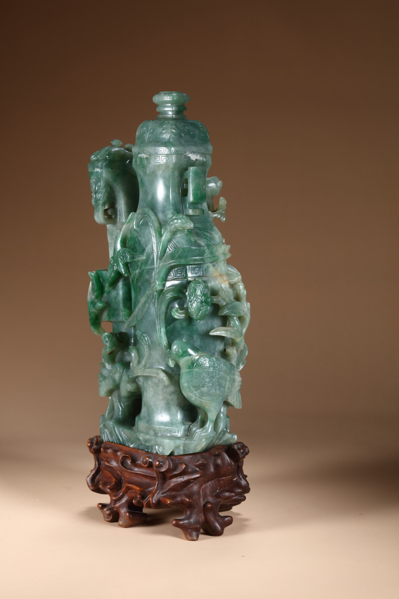 清中期 翡翠雕锦鸡花鸟仿古觚瓶双联盖尊 - 图3