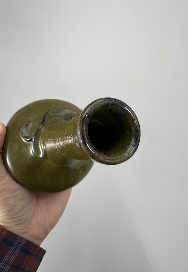 清 宜均茶叶末釉盘螭龙纹瓶 - 图8
