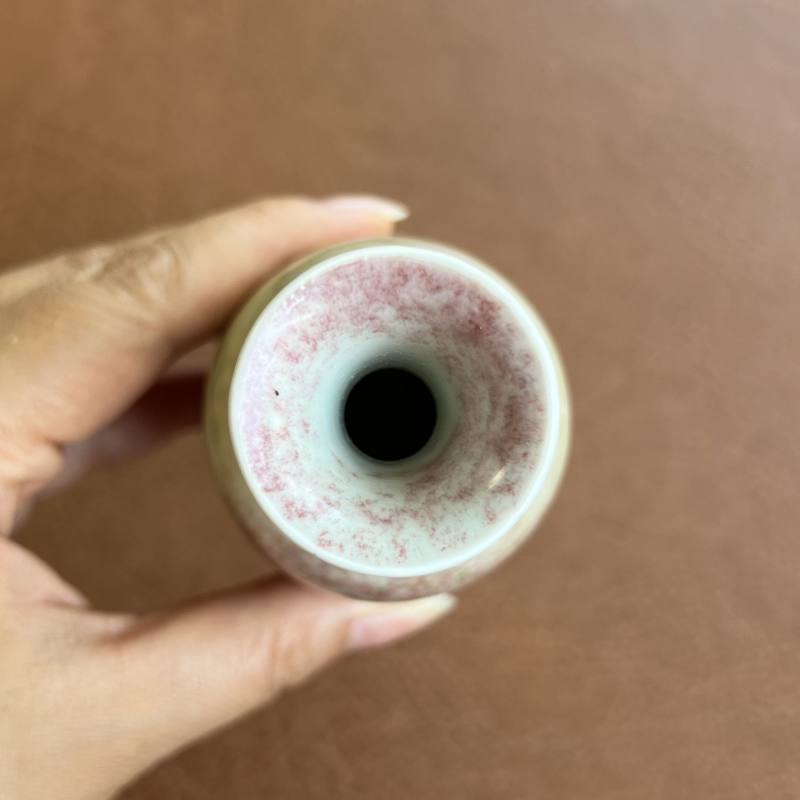 清 豇豆红釉柳叶瓶 - 图8