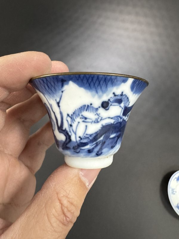 清光绪 若深珍藏款青花骏马图杯、碟三只 - 图6