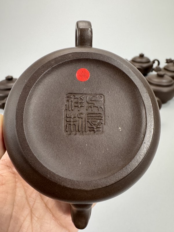 现代 吴群祥制紫泥十二生肖壶一套 - 图14