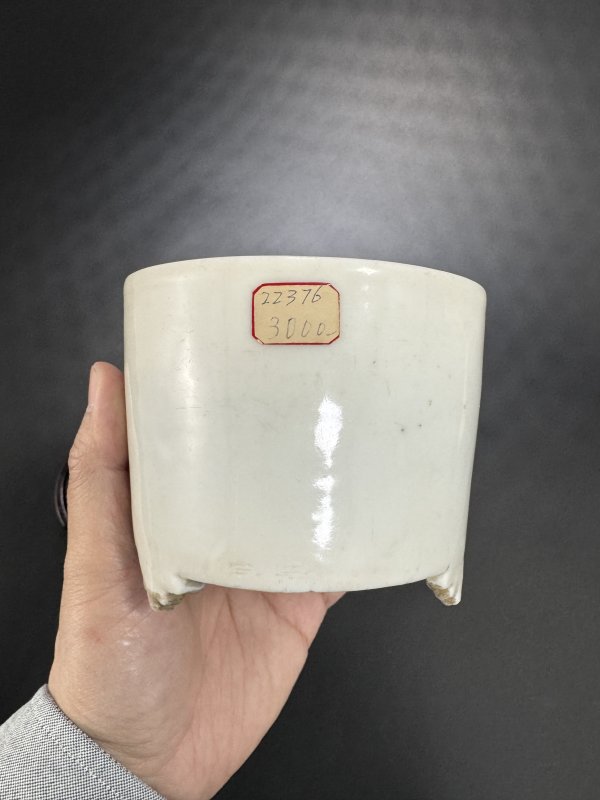 明末清初 德化窑白釉筒式炉 - 图4