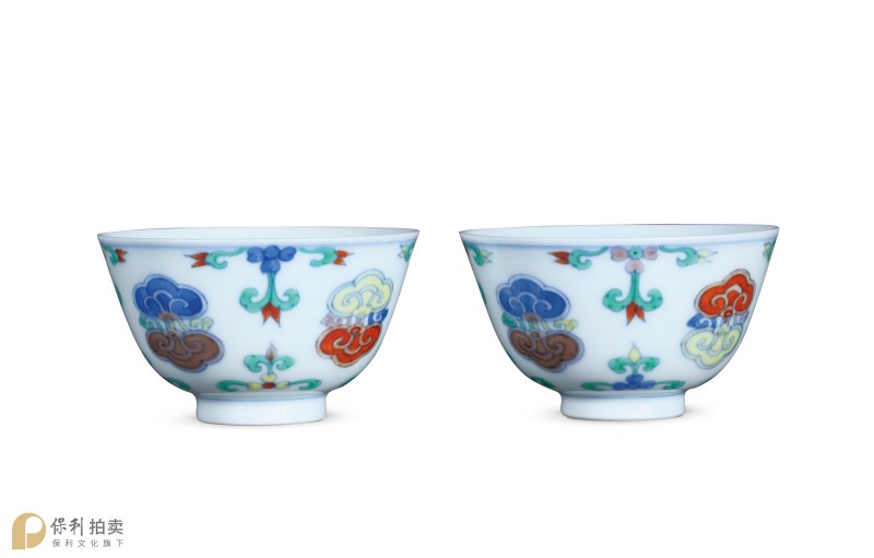 清雍正 仿成窑斗彩灵芝杯一对 - 图3
