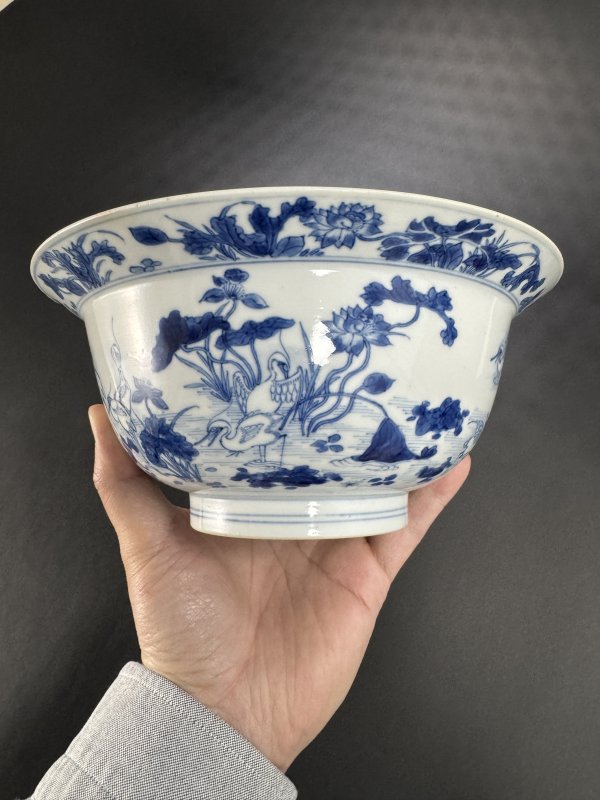 清康熙 青花荷塘鹭鸶纹折沿碗 - 图4
