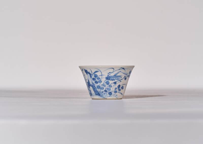 清康熙 浆胎青花“飞黄腾达”图马蹄杯 - 图2