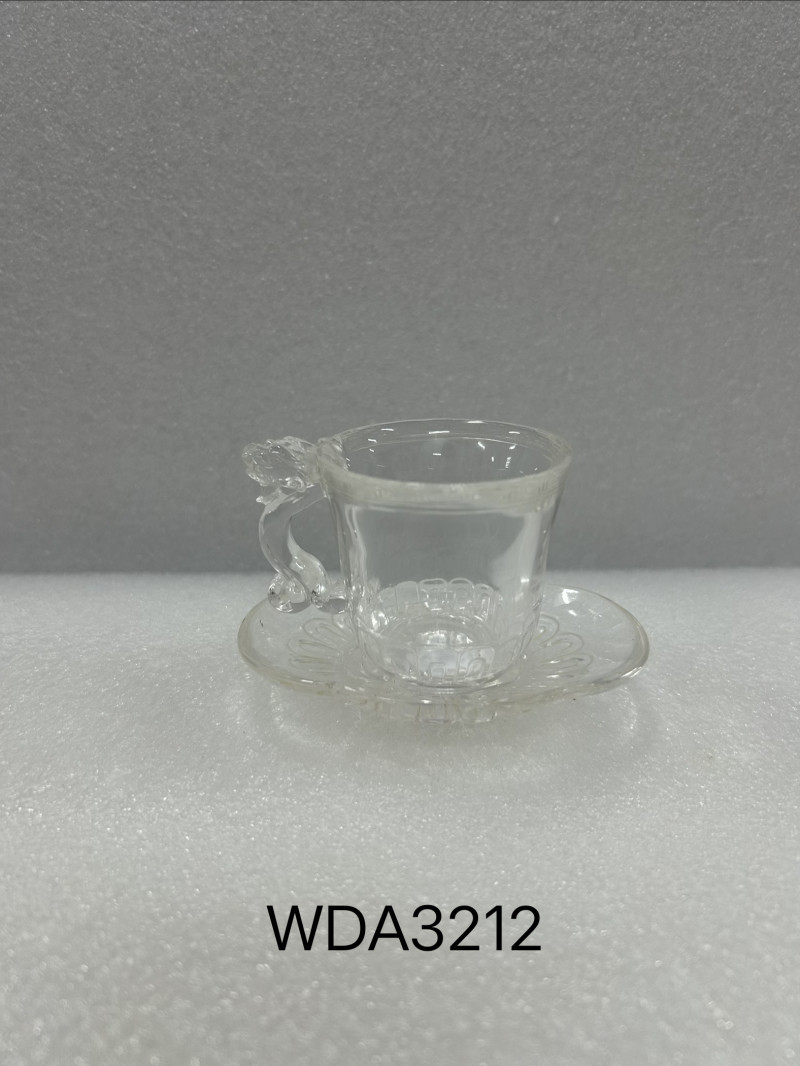 清中期 白水晶雕龙柄杯及杯托 - 图4