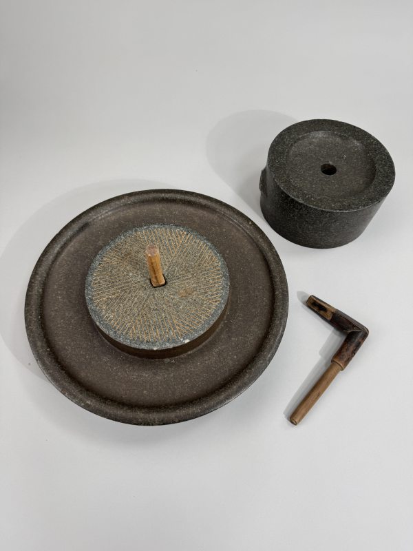 明 青石雕石碾茶具 - 图7