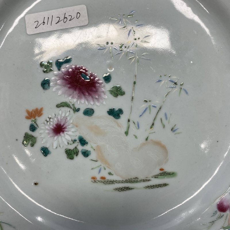 清乾隆 粉彩花卉纹盘 - 图2