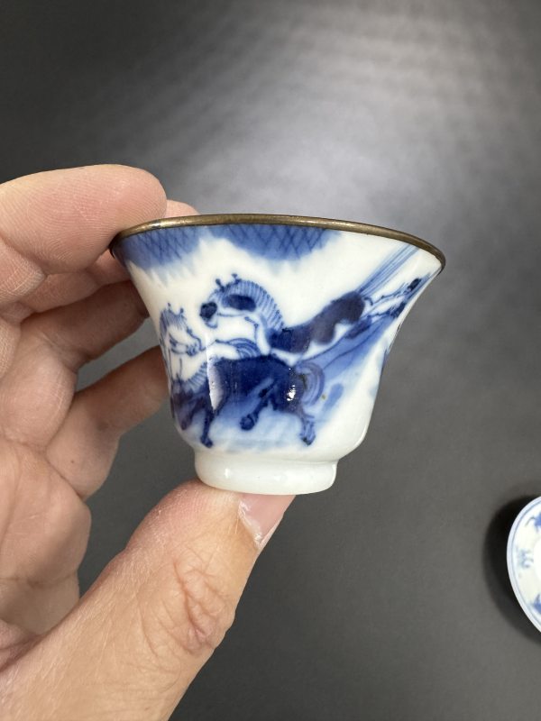 清光绪 若深珍藏款青花骏马图杯、碟三只 - 图11