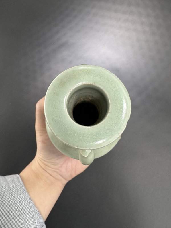 明 龙泉窑青釉双兽耳瓶共两件 - 图16