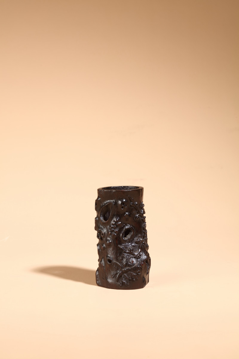 清中期 紫檀镂雕蝶恋花小笔筒 - 图3