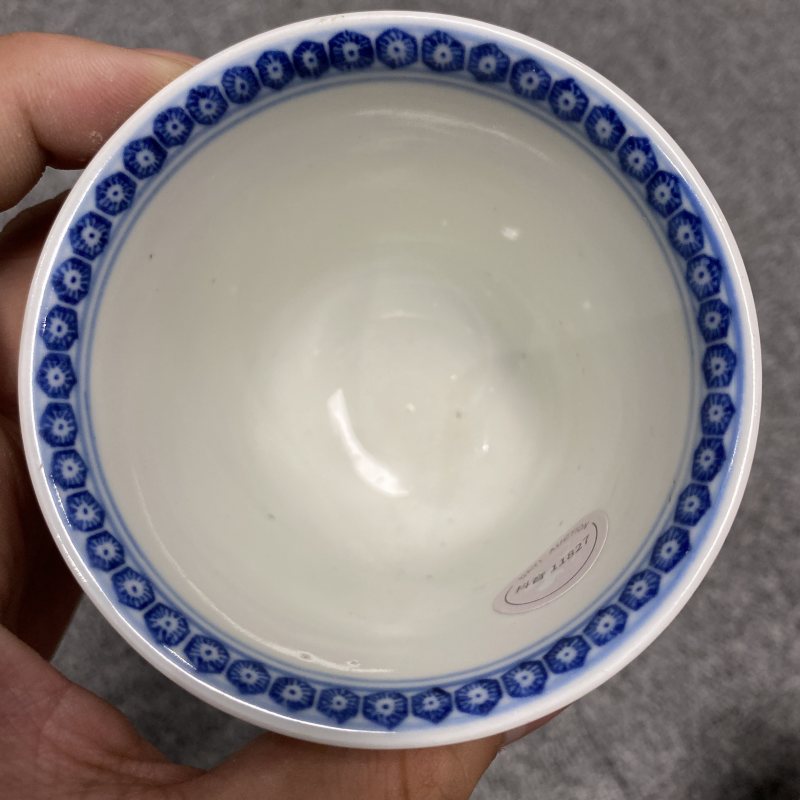 清中期 白釉模印花蝶纹铃铛杯一对 - 图10