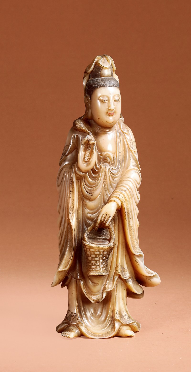 清 玉璇款寿山石白芙蓉提蓝观音 - 图2