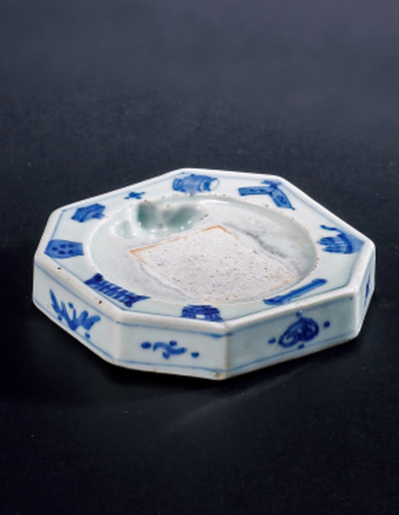 清康熙 青花杂宝纹八方形砚